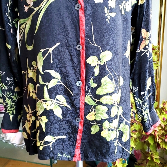 Vintage Signed Jim Thompson Botanical Butterfly Print Black Silk Blouse Size 8 - Picture 4 of 13
